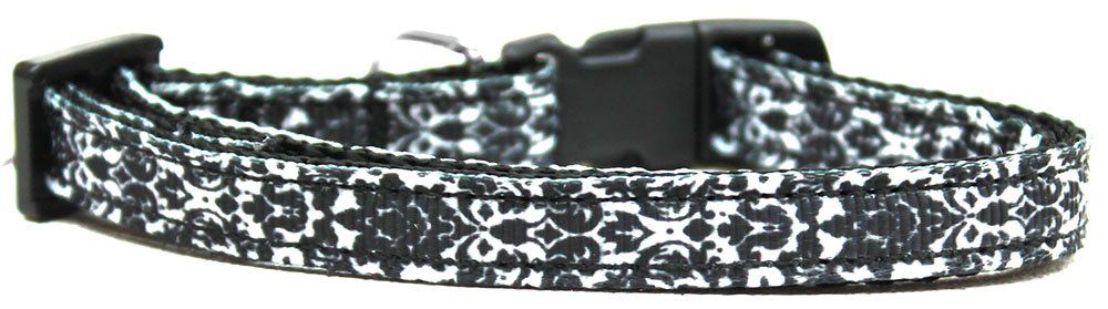 Fancy (Option: Black and White Nylon Ribbon Dog Collar XS)